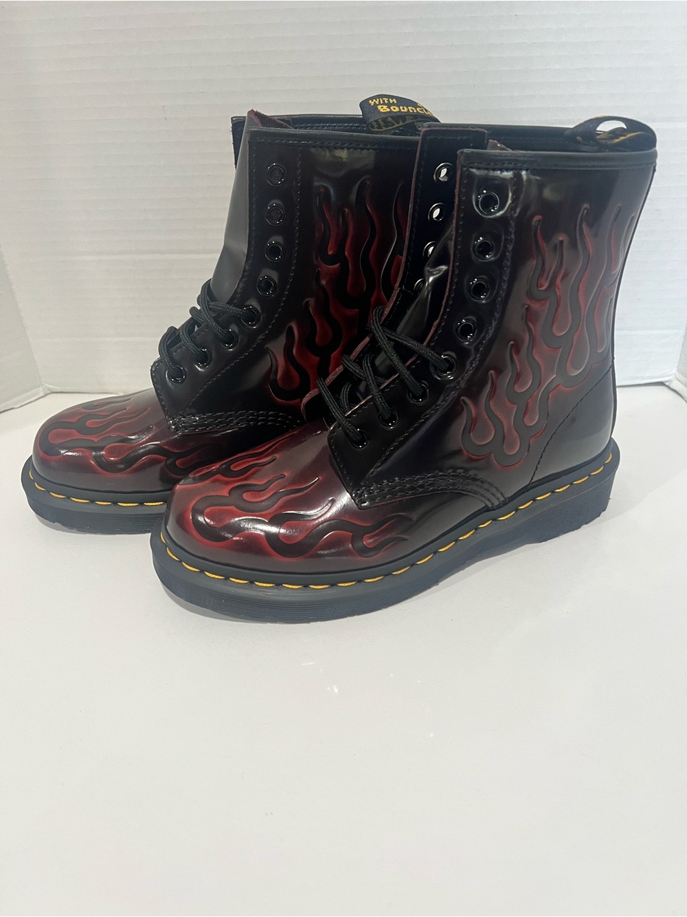 Dr. Martens 1460 Inferno Boots Women   Size 6